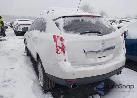 2015 Cadillac Srx Luxury Collection z USA, uszkodzony, nr VIN 3GYFNBE34FS508140